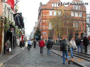 [P23] Dublin - in Temple Bar » foto by Diaura*
 - 
<span class="allrVoted glyphicon glyphicon-heart hidden" id="av393293"></span>
<a class="m-l-10 hidden" id="sv393293" onclick="voting_Foto_DelVot(,393293,4261)" role="button">șterge vot <span class="glyphicon glyphicon-remove"></span></a>
<a id="v9393293" class=" c-red"  onclick="voting_Foto_SetVot(393293)" role="button"><span class="glyphicon glyphicon-heart-empty"></span> <b>LIKE</b> = Votează poza</a> <img class="hidden"  id="f393293W9" src="/imagini/loader.gif" border="0" /><span class="AjErrMes hidden" id="e393293ErM"></span>
