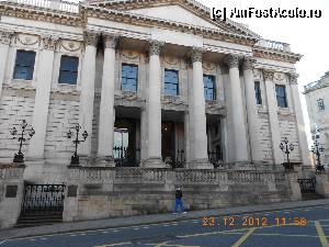 [P24] Dublin - City Hall » foto by Diaura*
 - 
<span class="allrVoted glyphicon glyphicon-heart hidden" id="av393294"></span>
<a class="m-l-10 hidden" id="sv393294" onclick="voting_Foto_DelVot(,393294,4261)" role="button">șterge vot <span class="glyphicon glyphicon-remove"></span></a>
<a id="v9393294" class=" c-red"  onclick="voting_Foto_SetVot(393294)" role="button"><span class="glyphicon glyphicon-heart-empty"></span> <b>LIKE</b> = Votează poza</a> <img class="hidden"  id="f393294W9" src="/imagini/loader.gif" border="0" /><span class="AjErrMes hidden" id="e393294ErM"></span>