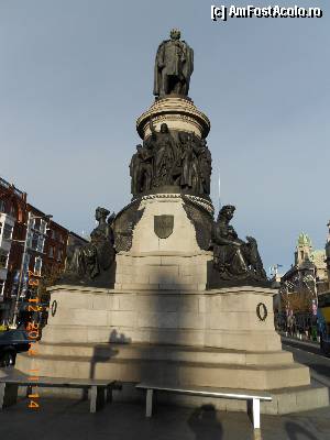 [P06] Dublin - Monumentul Independentei la celalat capat al O'Connell str.  » foto by Diaura*
 - 
<span class="allrVoted glyphicon glyphicon-heart hidden" id="av393276"></span>
<a class="m-l-10 hidden" id="sv393276" onclick="voting_Foto_DelVot(,393276,4261)" role="button">șterge vot <span class="glyphicon glyphicon-remove"></span></a>
<a id="v9393276" class=" c-red"  onclick="voting_Foto_SetVot(393276)" role="button"><span class="glyphicon glyphicon-heart-empty"></span> <b>LIKE</b> = Votează poza</a> <img class="hidden"  id="f393276W9" src="/imagini/loader.gif" border="0" /><span class="AjErrMes hidden" id="e393276ErM"></span>