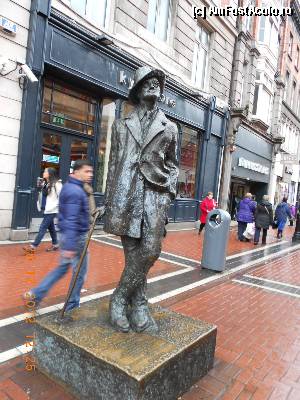 [P08] Dublin - Early st. North la a carui capat este statuia lui James Joice.  » foto by Diaura*
 - 
<span class="allrVoted glyphicon glyphicon-heart hidden" id="av393278"></span>
<a class="m-l-10 hidden" id="sv393278" onclick="voting_Foto_DelVot(,393278,4261)" role="button">șterge vot <span class="glyphicon glyphicon-remove"></span></a>
<a id="v9393278" class=" c-red"  onclick="voting_Foto_SetVot(393278)" role="button"><span class="glyphicon glyphicon-heart-empty"></span> <b>LIKE</b> = Votează poza</a> <img class="hidden"  id="f393278W9" src="/imagini/loader.gif" border="0" /><span class="AjErrMes hidden" id="e393278ErM"></span>