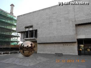 [P18] Dublin - Trinity College, libraria noua si ' Sfera '.  » foto by Diaura*
 - 
<span class="allrVoted glyphicon glyphicon-heart hidden" id="av395459"></span>
<a class="m-l-10 hidden" id="sv395459" onclick="voting_Foto_DelVot(,395459,4261)" role="button">șterge vot <span class="glyphicon glyphicon-remove"></span></a>
<a id="v9395459" class=" c-red"  onclick="voting_Foto_SetVot(395459)" role="button"><span class="glyphicon glyphicon-heart-empty"></span> <b>LIKE</b> = Votează poza</a> <img class="hidden"  id="f395459W9" src="/imagini/loader.gif" border="0" /><span class="AjErrMes hidden" id="e395459ErM"></span>