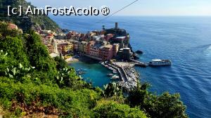 [P16] Vernazza - priveliște minunată spre port și un vas turistic, care acostează » foto by k-lator
 - 
<span class="allrVoted glyphicon glyphicon-heart hidden" id="av1398274"></span>
<a class="m-l-10 hidden" id="sv1398274" onclick="voting_Foto_DelVot(,1398274,4285)" role="button">șterge vot <span class="glyphicon glyphicon-remove"></span></a>
<a id="v91398274" class=" c-red"  onclick="voting_Foto_SetVot(1398274)" role="button"><span class="glyphicon glyphicon-heart-empty"></span> <b>LIKE</b> = Votează poza</a> <img class="hidden"  id="f1398274W9" src="/imagini/loader.gif" border="0" /><span class="AjErrMes hidden" id="e1398274ErM"></span>