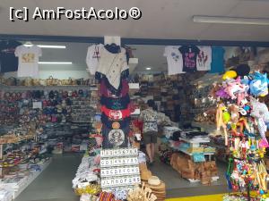 [P12] Cu săniuțele din Madeira - magazin de suveniruri &icirc;n curtea de la Livramento » foto by nicole33
 - 
<span class="allrVoted glyphicon glyphicon-heart hidden" id="av1322116"></span>
<a class="m-l-10 hidden" id="sv1322116" onclick="voting_Foto_DelVot(,1322116,4289)" role="button">șterge vot <span class="glyphicon glyphicon-remove"></span></a>
<a id="v91322116" class=" c-red"  onclick="voting_Foto_SetVot(1322116)" role="button"><span class="glyphicon glyphicon-heart-empty"></span> <b>LIKE</b> = Votează poza</a> <img class="hidden"  id="f1322116W9" src="/imagini/loader.gif" border="0" /><span class="AjErrMes hidden" id="e1322116ErM"></span>