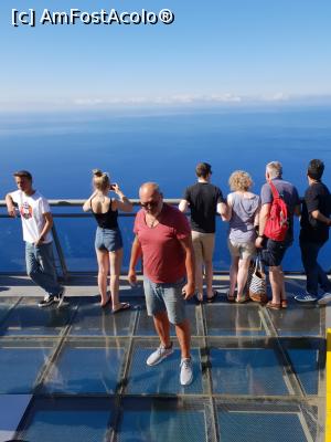 [P02] așa numitul skywalk Cabo Girao sau la 500 de metri deasupra mării » foto by robert
 - 
<span class="allrVoted glyphicon glyphicon-heart hidden" id="av995807"></span>
<a class="m-l-10 hidden" id="sv995807" onclick="voting_Foto_DelVot(,995807,4289)" role="button">șterge vot <span class="glyphicon glyphicon-remove"></span></a>
<a id="v9995807" class=" c-red"  onclick="voting_Foto_SetVot(995807)" role="button"><span class="glyphicon glyphicon-heart-empty"></span> <b>LIKE</b> = Votează poza</a> <img class="hidden"  id="f995807W9" src="/imagini/loader.gif" border="0" /><span class="AjErrMes hidden" id="e995807ErM"></span>