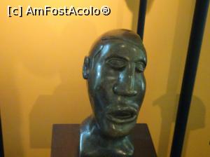 [P53] prin muzeul de artă africană » foto by robert
 - 
<span class="allrVoted glyphicon glyphicon-heart hidden" id="av995858"></span>
<a class="m-l-10 hidden" id="sv995858" onclick="voting_Foto_DelVot(,995858,4289)" role="button">șterge vot <span class="glyphicon glyphicon-remove"></span></a>
<a id="v9995858" class=" c-red"  onclick="voting_Foto_SetVot(995858)" role="button"><span class="glyphicon glyphicon-heart-empty"></span> <b>LIKE</b> = Votează poza</a> <img class="hidden"  id="f995858W9" src="/imagini/loader.gif" border="0" /><span class="AjErrMes hidden" id="e995858ErM"></span>