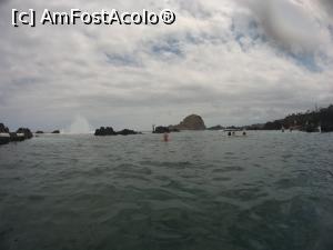 [P96] eu in piscina de la Porto Moniz - apa avea 19 grade » foto by elenaadina
 - 
<span class="allrVoted glyphicon glyphicon-heart hidden" id="av1315216"></span>
<a class="m-l-10 hidden" id="sv1315216" onclick="voting_Foto_DelVot(,1315216,4289)" role="button">șterge vot <span class="glyphicon glyphicon-remove"></span></a>
<a id="v91315216" class=" c-red"  onclick="voting_Foto_SetVot(1315216)" role="button"><span class="glyphicon glyphicon-heart-empty"></span> <b>LIKE</b> = Votează poza</a> <img class="hidden"  id="f1315216W9" src="/imagini/loader.gif" border="0" /><span class="AjErrMes hidden" id="e1315216ErM"></span>