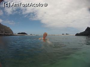 [P97] eu fericita in piscina de la Porto Moniz » foto by elenaadina
 - 
<span class="allrVoted glyphicon glyphicon-heart hidden" id="av1315217"></span>
<a class="m-l-10 hidden" id="sv1315217" onclick="voting_Foto_DelVot(,1315217,4289)" role="button">șterge vot <span class="glyphicon glyphicon-remove"></span></a>
<a id="v91315217" class=" c-red"  onclick="voting_Foto_SetVot(1315217)" role="button"><span class="glyphicon glyphicon-heart-empty"></span> <b>LIKE</b> = Votează poza</a> <img class="hidden"  id="f1315217W9" src="/imagini/loader.gif" border="0" /><span class="AjErrMes hidden" id="e1315217ErM"></span>