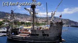 [P33] zona de port Funchal » foto by elenaadina
 - 
<span class="allrVoted glyphicon glyphicon-heart hidden" id="av1325750"></span>
<a class="m-l-10 hidden" id="sv1325750" onclick="voting_Foto_DelVot(,1325750,4289)" role="button">șterge vot <span class="glyphicon glyphicon-remove"></span></a>
<a id="v91325750" class=" c-red"  onclick="voting_Foto_SetVot(1325750)" role="button"><span class="glyphicon glyphicon-heart-empty"></span> <b>LIKE</b> = Votează poza</a> <img class="hidden"  id="f1325750W9" src="/imagini/loader.gif" border="0" /><span class="AjErrMes hidden" id="e1325750ErM"></span>