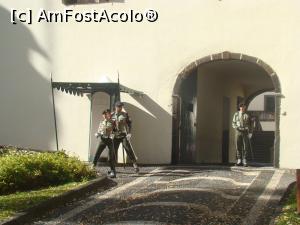 [P14] Doamna intră în serviciu » foto by Marius 72
 - 
<span class="allrVoted glyphicon glyphicon-heart hidden" id="av1046194"></span>
<a class="m-l-10 hidden" id="sv1046194" onclick="voting_Foto_DelVot(,1046194,4289)" role="button">șterge vot <span class="glyphicon glyphicon-remove"></span></a>
<a id="v91046194" class=" c-red"  onclick="voting_Foto_SetVot(1046194)" role="button"><span class="glyphicon glyphicon-heart-empty"></span> <b>LIKE</b> = Votează poza</a> <img class="hidden"  id="f1046194W9" src="/imagini/loader.gif" border="0" /><span class="AjErrMes hidden" id="e1046194ErM"></span>