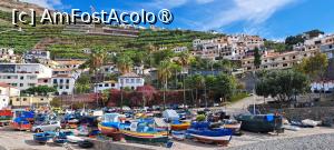 [P22] Câmara de Lobos, bărci colorate » foto by irinad
 - 
<span class="allrVoted glyphicon glyphicon-heart hidden" id="av1501238"></span>
<a class="m-l-10 hidden" id="sv1501238" onclick="voting_Foto_DelVot(,1501238,4289)" role="button">șterge vot <span class="glyphicon glyphicon-remove"></span></a>
<a id="v91501238" class=" c-red"  onclick="voting_Foto_SetVot(1501238)" role="button"><span class="glyphicon glyphicon-heart-empty"></span> <b>LIKE</b> = Votează poza</a> <img class="hidden"  id="f1501238W9" src="/imagini/loader.gif" border="0" /><span class="AjErrMes hidden" id="e1501238ErM"></span>