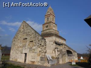 [P08] Biserica Densuș - Cea mai bizară construcție religioasă din România.  » foto by iulianic
 - 
<span class="allrVoted glyphicon glyphicon-heart hidden" id="av726580"></span>
<a class="m-l-10 hidden" id="sv726580" onclick="voting_Foto_DelVot(,726580,4346)" role="button">șterge vot <span class="glyphicon glyphicon-remove"></span></a>
<a id="v9726580" class=" c-red"  onclick="voting_Foto_SetVot(726580)" role="button"><span class="glyphicon glyphicon-heart-empty"></span> <b>LIKE</b> = Votează poza</a> <img class="hidden"  id="f726580W9" src="/imagini/loader.gif" border="0" /><span class="AjErrMes hidden" id="e726580ErM"></span>