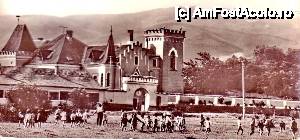 [P05] Castelul Sacel -poza din anii '60 » foto by padureanu
 - 
<span class="allrVoted glyphicon glyphicon-heart hidden" id="av471809"></span>
<a class="m-l-10 hidden" id="sv471809" onclick="voting_Foto_DelVot(,471809,4346)" role="button">șterge vot <span class="glyphicon glyphicon-remove"></span></a>
<a id="v9471809" class=" c-red"  onclick="voting_Foto_SetVot(471809)" role="button"><span class="glyphicon glyphicon-heart-empty"></span> <b>LIKE</b> = Votează poza</a> <img class="hidden"  id="f471809W9" src="/imagini/loader.gif" border="0" /><span class="AjErrMes hidden" id="e471809ErM"></span>