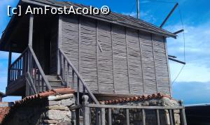 [P13] Casă veche din lemn în oraşul-staţiune Sozopol, Bulgaria.  » foto by traian.leuca †
 - 
<span class="allrVoted glyphicon glyphicon-heart hidden" id="av744939"></span>
<a class="m-l-10 hidden" id="sv744939" onclick="voting_Foto_DelVot(,744939,4367)" role="button">șterge vot <span class="glyphicon glyphicon-remove"></span></a>
<a id="v9744939" class=" c-red"  onclick="voting_Foto_SetVot(744939)" role="button"><span class="glyphicon glyphicon-heart-empty"></span> <b>LIKE</b> = Votează poza</a> <img class="hidden"  id="f744939W9" src="/imagini/loader.gif" border="0" /><span class="AjErrMes hidden" id="e744939ErM"></span>