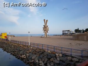 [P09] Obeliscul de la Costinești ne chema pe plajă. » foto by Floryn81
 - 
<span class="allrVoted glyphicon glyphicon-heart hidden" id="av1168530"></span>
<a class="m-l-10 hidden" id="sv1168530" onclick="voting_Foto_DelVot(,1168530,4397)" role="button">șterge vot <span class="glyphicon glyphicon-remove"></span></a>
<a id="v91168530" class=" c-red"  onclick="voting_Foto_SetVot(1168530)" role="button"><span class="glyphicon glyphicon-heart-empty"></span> <b>LIKE</b> = Votează poza</a> <img class="hidden"  id="f1168530W9" src="/imagini/loader.gif" border="0" /><span class="AjErrMes hidden" id="e1168530ErM"></span>