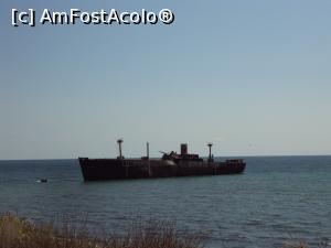 [P43] Epava Evangelia fotografiată din capătul nordic al plajei.  » foto by Carmen Ion
 - 
<span class="allrVoted glyphicon glyphicon-heart hidden" id="av779278"></span>
<a class="m-l-10 hidden" id="sv779278" onclick="voting_Foto_DelVot(,779278,4397)" role="button">șterge vot <span class="glyphicon glyphicon-remove"></span></a>
<a id="v9779278" class=" c-red"  onclick="voting_Foto_SetVot(779278)" role="button"><span class="glyphicon glyphicon-heart-empty"></span> <b>LIKE</b> = Votează poza</a> <img class="hidden"  id="f779278W9" src="/imagini/loader.gif" border="0" /><span class="AjErrMes hidden" id="e779278ErM"></span>