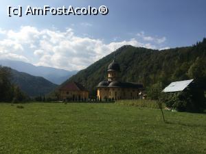 [P04] Mânăstirea Mălaia » foto by AZE
 - 
<span class="allrVoted glyphicon glyphicon-heart hidden" id="av1191388"></span>
<a class="m-l-10 hidden" id="sv1191388" onclick="voting_Foto_DelVot(,1191388,4398)" role="button">șterge vot <span class="glyphicon glyphicon-remove"></span></a>
<a id="v91191388" class=" c-red"  onclick="voting_Foto_SetVot(1191388)" role="button"><span class="glyphicon glyphicon-heart-empty"></span> <b>LIKE</b> = Votează poza</a> <img class="hidden"  id="f1191388W9" src="/imagini/loader.gif" border="0" /><span class="AjErrMes hidden" id="e1191388ErM"></span>