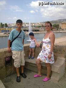 [P08] Mallorca,in parc langa catedrala » foto by Marian Preda
 - 
<span class="allrVoted glyphicon glyphicon-heart hidden" id="av188527"></span>
<a class="m-l-10 hidden" id="sv188527" onclick="voting_Foto_DelVot(,188527,4407)" role="button">șterge vot <span class="glyphicon glyphicon-remove"></span></a>
<a id="v9188527" class=" c-red"  onclick="voting_Foto_SetVot(188527)" role="button"><span class="glyphicon glyphicon-heart-empty"></span> <b>LIKE</b> = Votează poza</a> <img class="hidden"  id="f188527W9" src="/imagini/loader.gif" border="0" /><span class="AjErrMes hidden" id="e188527ErM"></span>