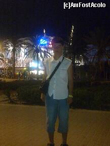 [P01] Langa Playa de Arenal ,vs-a- vis de Mega Park.In spatele baiatului se observa ,,prastia'' . » foto by Marian Preda
 - 
<span class="allrVoted glyphicon glyphicon-heart hidden" id="av287550"></span>
<a class="m-l-10 hidden" id="sv287550" onclick="voting_Foto_DelVot(,287550,4407)" role="button">șterge vot <span class="glyphicon glyphicon-remove"></span></a>
<a id="v9287550" class=" c-red"  onclick="voting_Foto_SetVot(287550)" role="button"><span class="glyphicon glyphicon-heart-empty"></span> <b>LIKE</b> = Votează poza</a> <img class="hidden"  id="f287550W9" src="/imagini/loader.gif" border="0" /><span class="AjErrMes hidden" id="e287550ErM"></span>