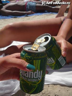 [P24] recomand si Shandy cerveza » foto by Ioana_Ioana
 - 
<span class="allrVoted glyphicon glyphicon-heart hidden" id="av411500"></span>
<a class="m-l-10 hidden" id="sv411500" onclick="voting_Foto_DelVot(,411500,4407)" role="button">șterge vot <span class="glyphicon glyphicon-remove"></span></a>
<a id="v9411500" class=" c-red"  onclick="voting_Foto_SetVot(411500)" role="button"><span class="glyphicon glyphicon-heart-empty"></span> <b>LIKE</b> = Votează poza</a> <img class="hidden"  id="f411500W9" src="/imagini/loader.gif" border="0" /><span class="AjErrMes hidden" id="e411500ErM"></span>