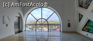 [P82] Mall Menara, fereastră » foto by irinad
 - 
<span class="allrVoted glyphicon glyphicon-heart hidden" id="av1509907"></span>
<a class="m-l-10 hidden" id="sv1509907" onclick="voting_Foto_DelVot(,1509907,4416)" role="button">șterge vot <span class="glyphicon glyphicon-remove"></span></a>
<a id="v91509907" class=" c-red"  onclick="voting_Foto_SetVot(1509907)" role="button"><span class="glyphicon glyphicon-heart-empty"></span> <b>LIKE</b> = Votează poza</a> <img class="hidden"  id="f1509907W9" src="/imagini/loader.gif" border="0" /><span class="AjErrMes hidden" id="e1509907ErM"></span>