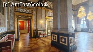 [P03] Palatul Christiansborg » foto by elenaadina
 - 
<span class="allrVoted glyphicon glyphicon-heart hidden" id="av1539942"></span>
<a class="m-l-10 hidden" id="sv1539942" onclick="voting_Foto_DelVot(,1539942,4424)" role="button">șterge vot <span class="glyphicon glyphicon-remove"></span></a>
<a id="v91539942" class=" c-red"  onclick="voting_Foto_SetVot(1539942)" role="button"><span class="glyphicon glyphicon-heart-empty"></span> <b>LIKE</b> = Votează poza</a> <img class="hidden"  id="f1539942W9" src="/imagini/loader.gif" border="0" /><span class="AjErrMes hidden" id="e1539942ErM"></span>