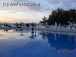 [P29] Hotel Festa Panorama - Piscina seara.  » foto by iulianic
 - 
<span class="allrVoted glyphicon glyphicon-heart hidden" id="av973803"></span>
<a class="m-l-10 hidden" id="sv973803" onclick="voting_Foto_DelVot(,973803,4490)" role="button">șterge vot <span class="glyphicon glyphicon-remove"></span></a>
<a id="v9973803" class=" c-red"  onclick="voting_Foto_SetVot(973803)" role="button"><span class="glyphicon glyphicon-heart-empty"></span> <b>LIKE</b> = Votează poza</a> <img class="hidden"  id="f973803W9" src="/imagini/loader.gif" border="0" /><span class="AjErrMes hidden" id="e973803ErM"></span>