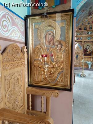 [P21] Mănăstirea Boian, Biserica Nașterea Maicii Domnului, Icoana Maicii Domnului din Pronaos » foto by mprofeanu
 - 
<span class="allrVoted glyphicon glyphicon-heart hidden" id="av1501450"></span>
<a class="m-l-10 hidden" id="sv1501450" onclick="voting_Foto_DelVot(,1501450,4521)" role="button">șterge vot <span class="glyphicon glyphicon-remove"></span></a>
<a id="v91501450" class=" c-red"  onclick="voting_Foto_SetVot(1501450)" role="button"><span class="glyphicon glyphicon-heart-empty"></span> <b>LIKE</b> = Votează poza</a> <img class="hidden"  id="f1501450W9" src="/imagini/loader.gif" border="0" /><span class="AjErrMes hidden" id="e1501450ErM"></span>