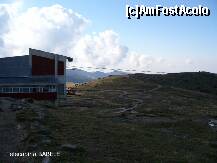 [P01] Sus pe platou, in imagine statia telecabinei de la Babele » foto by ascent
 - 
<span class="allrVoted glyphicon glyphicon-heart hidden" id="av159315"></span>
<a class="m-l-10 hidden" id="sv159315" onclick="voting_Foto_DelVot(,159315,4537)" role="button">șterge vot <span class="glyphicon glyphicon-remove"></span></a>
<a id="v9159315" class=" c-red"  onclick="voting_Foto_SetVot(159315)" role="button"><span class="glyphicon glyphicon-heart-empty"></span> <b>LIKE</b> = Votează poza</a> <img class="hidden"  id="f159315W9" src="/imagini/loader.gif" border="0" /><span class="AjErrMes hidden" id="e159315ErM"></span>