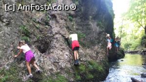 [P13] strabatand Cheile Galbenei pe cabluri, lanturi si scoabe de fier » foto by raducondurache
 - 
<span class="allrVoted glyphicon glyphicon-heart hidden" id="av889677"></span>
<a class="m-l-10 hidden" id="sv889677" onclick="voting_Foto_DelVot(,889677,4543)" role="button">șterge vot <span class="glyphicon glyphicon-remove"></span></a>
<a id="v9889677" class=" c-red"  onclick="voting_Foto_SetVot(889677)" role="button"><span class="glyphicon glyphicon-heart-empty"></span> <b>LIKE</b> = Votează poza</a> <img class="hidden"  id="f889677W9" src="/imagini/loader.gif" border="0" /><span class="AjErrMes hidden" id="e889677ErM"></span>