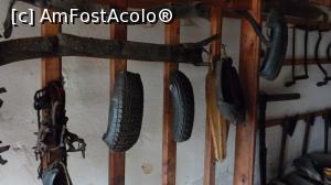 [P13] Opinci facute din anvelopa auto! 
Restul, te las pe tine, privitorule, sa le descoperi.  » foto by Robotzel*
 - 
<span class="allrVoted glyphicon glyphicon-heart hidden" id="av888000"></span>
<a class="m-l-10 hidden" id="sv888000" onclick="voting_Foto_DelVot(,888000,4543)" role="button">șterge vot <span class="glyphicon glyphicon-remove"></span></a>
<a id="v9888000" class=" c-red"  onclick="voting_Foto_SetVot(888000)" role="button"><span class="glyphicon glyphicon-heart-empty"></span> <b>LIKE</b> = Votează poza</a> <img class="hidden"  id="f888000W9" src="/imagini/loader.gif" border="0" /><span class="AjErrMes hidden" id="e888000ErM"></span>