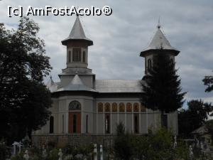[P18] Rediu - Biserica nouă din satul Poloboc. » foto by iulianic
 - 
<span class="allrVoted glyphicon glyphicon-heart hidden" id="av1181192"></span>
<a class="m-l-10 hidden" id="sv1181192" onclick="voting_Foto_DelVot(,1181192,4549)" role="button">șterge vot <span class="glyphicon glyphicon-remove"></span></a>
<a id="v91181192" class=" c-red"  onclick="voting_Foto_SetVot(1181192)" role="button"><span class="glyphicon glyphicon-heart-empty"></span> <b>LIKE</b> = Votează poza</a> <img class="hidden"  id="f1181192W9" src="/imagini/loader.gif" border="0" /><span class="AjErrMes hidden" id="e1181192ErM"></span>
