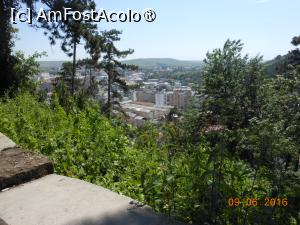 [P20] Piatra Neamt - Pietonal, urcand pe Cozla, vedere asupra orasului. » foto by iulianic
 - 
<span class="allrVoted glyphicon glyphicon-heart hidden" id="av1539068"></span>
<a class="m-l-10 hidden" id="sv1539068" onclick="voting_Foto_DelVot(,1539068,4549)" role="button">șterge vot <span class="glyphicon glyphicon-remove"></span></a>
<a id="v91539068" class=" c-red"  onclick="voting_Foto_SetVot(1539068)" role="button"><span class="glyphicon glyphicon-heart-empty"></span> <b>LIKE</b> = Votează poza</a> <img class="hidden"  id="f1539068W9" src="/imagini/loader.gif" border="0" /><span class="AjErrMes hidden" id="e1539068ErM"></span>