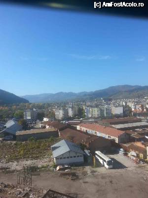 [P12] O alta parte a orasului Piatra Neamt care expune cladirile vechi invecinate cu o parte mai noua a orasului.  » foto by DanielG&Family
 - 
<span class="allrVoted glyphicon glyphicon-heart hidden" id="av686601"></span>
<a class="m-l-10 hidden" id="sv686601" onclick="voting_Foto_DelVot(,686601,4549)" role="button">șterge vot <span class="glyphicon glyphicon-remove"></span></a>
<a id="v9686601" class=" c-red"  onclick="voting_Foto_SetVot(686601)" role="button"><span class="glyphicon glyphicon-heart-empty"></span> <b>LIKE</b> = Votează poza</a> <img class="hidden"  id="f686601W9" src="/imagini/loader.gif" border="0" /><span class="AjErrMes hidden" id="e686601ErM"></span>