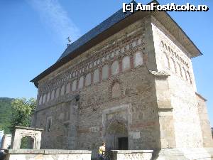 [P07] Biserica Domneasca Sfantul Ioan - l-am simtit pe Stefan cel Mare peste tot » foto by giglia
 - 
<span class="allrVoted glyphicon glyphicon-heart hidden" id="av353242"></span>
<a class="m-l-10 hidden" id="sv353242" onclick="voting_Foto_DelVot(,353242,4549)" role="button">șterge vot <span class="glyphicon glyphicon-remove"></span></a>
<a id="v9353242" class=" c-red"  onclick="voting_Foto_SetVot(353242)" role="button"><span class="glyphicon glyphicon-heart-empty"></span> <b>LIKE</b> = Votează poza</a> <img class="hidden"  id="f353242W9" src="/imagini/loader.gif" border="0" /><span class="AjErrMes hidden" id="e353242ErM"></span>