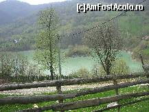 [P20] O insula mica pe lacul Paltinu » foto by Lumis66
 - 
<span class="allrVoted glyphicon glyphicon-heart hidden" id="av270127"></span>
<a class="m-l-10 hidden" id="sv270127" onclick="voting_Foto_DelVot(,270127,4602)" role="button">șterge vot <span class="glyphicon glyphicon-remove"></span></a>
<a id="v9270127" class=" c-red"  onclick="voting_Foto_SetVot(270127)" role="button"><span class="glyphicon glyphicon-heart-empty"></span> <b>LIKE</b> = Votează poza</a> <img class="hidden"  id="f270127W9" src="/imagini/loader.gif" border="0" /><span class="AjErrMes hidden" id="e270127ErM"></span>
