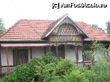 [P05] Una dintre putinele case care mai pastreaza arhitectura traditionala. » foto by ela7
 - 
<span class="allrVoted glyphicon glyphicon-heart hidden" id="av270529"></span>
<a class="m-l-10 hidden" id="sv270529" onclick="voting_Foto_DelVot(,270529,4602)" role="button">șterge vot <span class="glyphicon glyphicon-remove"></span></a>
<a id="v9270529" class=" c-red"  onclick="voting_Foto_SetVot(270529)" role="button"><span class="glyphicon glyphicon-heart-empty"></span> <b>LIKE</b> = Votează poza</a> <img class="hidden"  id="f270529W9" src="/imagini/loader.gif" border="0" /><span class="AjErrMes hidden" id="e270529ErM"></span>