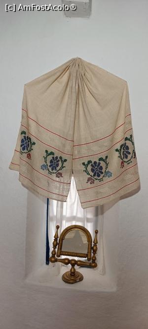 [P11] Fereastră de legătură între camere. » foto by tata123 🔱
 - 
<span class="allrVoted glyphicon glyphicon-heart hidden" id="av1500625"></span>
<a class="m-l-10 hidden" id="sv1500625" onclick="voting_Foto_DelVot(,1500625,4623)" role="button">șterge vot <span class="glyphicon glyphicon-remove"></span></a>
<a id="v91500625" class=" c-red"  onclick="voting_Foto_SetVot(1500625)" role="button"><span class="glyphicon glyphicon-heart-empty"></span> <b>LIKE</b> = Votează poza</a> <img class="hidden"  id="f1500625W9" src="/imagini/loader.gif" border="0" /><span class="AjErrMes hidden" id="e1500625ErM"></span>