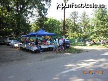 [P20] Pădurea Pustnicu - Tarabe cu suveniruri, jucării, şepcuţe şi cozoroace.  » foto by iulianic
 - 
<span class="allrVoted glyphicon glyphicon-heart hidden" id="av416204"></span>
<a class="m-l-10 hidden" id="sv416204" onclick="voting_Foto_DelVot(,416204,4638)" role="button">șterge vot <span class="glyphicon glyphicon-remove"></span></a>
<a id="v9416204" class=" c-red"  onclick="voting_Foto_SetVot(416204)" role="button"><span class="glyphicon glyphicon-heart-empty"></span> <b>LIKE</b> = Votează poza</a> <img class="hidden"  id="f416204W9" src="/imagini/loader.gif" border="0" /><span class="AjErrMes hidden" id="e416204ErM"></span>