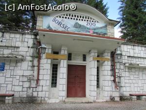 [P17] Borsec, pavilionul Izvorului Elisabeta » foto by crismis
 - 
<span class="allrVoted glyphicon glyphicon-heart hidden" id="av801737"></span>
<a class="m-l-10 hidden" id="sv801737" onclick="voting_Foto_DelVot(,801737,4656)" role="button">șterge vot <span class="glyphicon glyphicon-remove"></span></a>
<a id="v9801737" class=" c-red"  onclick="voting_Foto_SetVot(801737)" role="button"><span class="glyphicon glyphicon-heart-empty"></span> <b>LIKE</b> = Votează poza</a> <img class="hidden"  id="f801737W9" src="/imagini/loader.gif" border="0" /><span class="AjErrMes hidden" id="e801737ErM"></span>