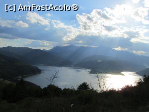 [P33] Lacul Bicaz » foto by crismis
 - 
<span class="allrVoted glyphicon glyphicon-heart hidden" id="av801753"></span>
<a class="m-l-10 hidden" id="sv801753" onclick="voting_Foto_DelVot(,801753,4656)" role="button">șterge vot <span class="glyphicon glyphicon-remove"></span></a>
<a id="v9801753" class=" c-red"  onclick="voting_Foto_SetVot(801753)" role="button"><span class="glyphicon glyphicon-heart-empty"></span> <b>LIKE</b> = Votează poza</a> <img class="hidden"  id="f801753W9" src="/imagini/loader.gif" border="0" /><span class="AjErrMes hidden" id="e801753ErM"></span>