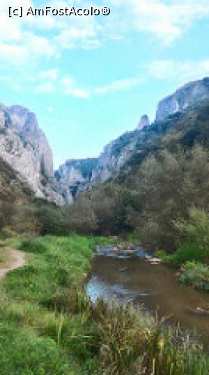 [P10] Cheile Turzii » foto by umflatila
 - 
<span class="allrVoted glyphicon glyphicon-heart hidden" id="av797504"></span>
<a class="m-l-10 hidden" id="sv797504" onclick="voting_Foto_DelVot(,797504,4656)" role="button">șterge vot <span class="glyphicon glyphicon-remove"></span></a>
<a id="v9797504" class=" c-red"  onclick="voting_Foto_SetVot(797504)" role="button"><span class="glyphicon glyphicon-heart-empty"></span> <b>LIKE</b> = Votează poza</a> <img class="hidden"  id="f797504W9" src="/imagini/loader.gif" border="0" /><span class="AjErrMes hidden" id="e797504ErM"></span>