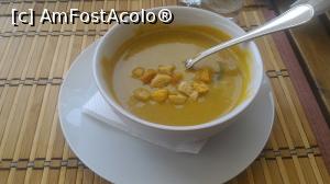 [P38] Top mancaruri - Supa crema de busuioc, restaurant Napoca 15, Cluj Napoca » foto by umflatila
 - 
<span class="allrVoted glyphicon glyphicon-heart hidden" id="av797532"></span>
<a class="m-l-10 hidden" id="sv797532" onclick="voting_Foto_DelVot(,797532,4656)" role="button">șterge vot <span class="glyphicon glyphicon-remove"></span></a>
<a id="v9797532" class=" c-red"  onclick="voting_Foto_SetVot(797532)" role="button"><span class="glyphicon glyphicon-heart-empty"></span> <b>LIKE</b> = Votează poza</a> <img class="hidden"  id="f797532W9" src="/imagini/loader.gif" border="0" /><span class="AjErrMes hidden" id="e797532ErM"></span>