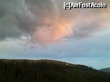 [P22] Apus maiestuos , alaturi de omniprezentii brazi. » foto by Marian Preda
 - 
<span class="allrVoted glyphicon glyphicon-heart hidden" id="av224260"></span>
<a class="m-l-10 hidden" id="sv224260" onclick="voting_Foto_DelVot(,224260,4665)" role="button">șterge vot <span class="glyphicon glyphicon-remove"></span></a>
<a id="v9224260" class=" c-red"  onclick="voting_Foto_SetVot(224260)" role="button"><span class="glyphicon glyphicon-heart-empty"></span> <b>LIKE</b> = Votează poza</a> <img class="hidden"  id="f224260W9" src="/imagini/loader.gif" border="0" /><span class="AjErrMes hidden" id="e224260ErM"></span>