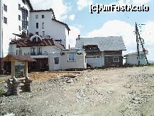 [P05] POLITIA din mini-container ,langa o pensiune in constructie. » foto by Marian Preda
 - 
<span class="allrVoted glyphicon glyphicon-heart hidden" id="av224208"></span>
<a class="m-l-10 hidden" id="sv224208" onclick="voting_Foto_DelVot(,224208,4665)" role="button">șterge vot <span class="glyphicon glyphicon-remove"></span></a>
<a id="v9224208" class=" c-red"  onclick="voting_Foto_SetVot(224208)" role="button"><span class="glyphicon glyphicon-heart-empty"></span> <b>LIKE</b> = Votează poza</a> <img class="hidden"  id="f224208W9" src="/imagini/loader.gif" border="0" /><span class="AjErrMes hidden" id="e224208ErM"></span>