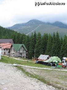 [P06] vedere cu instalatia de telescaun » foto by dpavel
 - 
<span class="allrVoted glyphicon glyphicon-heart hidden" id="av250696"></span>
<a class="m-l-10 hidden" id="sv250696" onclick="voting_Foto_DelVot(,250696,4665)" role="button">șterge vot <span class="glyphicon glyphicon-remove"></span></a>
<a id="v9250696" class=" c-red"  onclick="voting_Foto_SetVot(250696)" role="button"><span class="glyphicon glyphicon-heart-empty"></span> <b>LIKE</b> = Votează poza</a> <img class="hidden"  id="f250696W9" src="/imagini/loader.gif" border="0" /><span class="AjErrMes hidden" id="e250696ErM"></span>