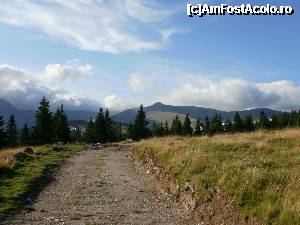 [P02] Statiunea Ranca: la plimbare pe dealurile din apropiere. Vedere spre varful Papusa.  » foto by Nicu V
 - 
<span class="allrVoted glyphicon glyphicon-heart hidden" id="av403971"></span>
<a class="m-l-10 hidden" id="sv403971" onclick="voting_Foto_DelVot(,403971,4665)" role="button">șterge vot <span class="glyphicon glyphicon-remove"></span></a>
<a id="v9403971" class=" c-red"  onclick="voting_Foto_SetVot(403971)" role="button"><span class="glyphicon glyphicon-heart-empty"></span> <b>LIKE</b> = Votează poza</a> <img class="hidden"  id="f403971W9" src="/imagini/loader.gif" border="0" /><span class="AjErrMes hidden" id="e403971ErM"></span>