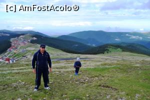 [P23] Eu și Rânca (cu spatele și în cizme de cauciuc ăla mic AZE)  » foto by AZE
 - 
<span class="allrVoted glyphicon glyphicon-heart hidden" id="av955562"></span>
<a class="m-l-10 hidden" id="sv955562" onclick="voting_Foto_DelVot(,955562,4665)" role="button">șterge vot <span class="glyphicon glyphicon-remove"></span></a>
<a id="v9955562" class=" c-red"  onclick="voting_Foto_SetVot(955562)" role="button"><span class="glyphicon glyphicon-heart-empty"></span> <b>LIKE</b> = Votează poza</a> <img class="hidden"  id="f955562W9" src="/imagini/loader.gif" border="0" /><span class="AjErrMes hidden" id="e955562ErM"></span>