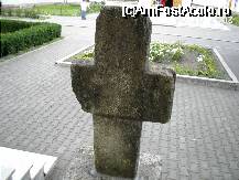 [P22] Crucea de la intrarea în mănăstirea Bistriţa » foto by Costi
 - 
<span class="allrVoted glyphicon glyphicon-heart hidden" id="av43122"></span>
<a class="m-l-10 hidden" id="sv43122" onclick="voting_Foto_DelVot(,43122,4665)" role="button">șterge vot <span class="glyphicon glyphicon-remove"></span></a>
<a id="v943122" class=" c-red"  onclick="voting_Foto_SetVot(43122)" role="button"><span class="glyphicon glyphicon-heart-empty"></span> <b>LIKE</b> = Votează poza</a> <img class="hidden"  id="f43122W9" src="/imagini/loader.gif" border="0" /><span class="AjErrMes hidden" id="e43122ErM"></span>