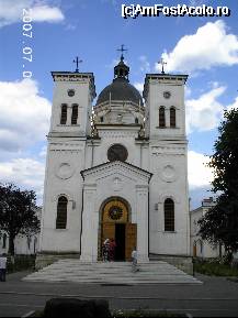 [P23] Biserica mănăstirii Bistriţa » foto by Costi
 - 
<span class="allrVoted glyphicon glyphicon-heart hidden" id="av43123"></span>
<a class="m-l-10 hidden" id="sv43123" onclick="voting_Foto_DelVot(,43123,4665)" role="button">șterge vot <span class="glyphicon glyphicon-remove"></span></a>
<a id="v943123" class=" c-red"  onclick="voting_Foto_SetVot(43123)" role="button"><span class="glyphicon glyphicon-heart-empty"></span> <b>LIKE</b> = Votează poza</a> <img class="hidden"  id="f43123W9" src="/imagini/loader.gif" border="0" /><span class="AjErrMes hidden" id="e43123ErM"></span>