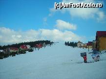 [P11] Partia de schi in aprilie 2010. O fi bine , o fi rau ? » foto by Andox
 - 
<span class="allrVoted glyphicon glyphicon-heart hidden" id="av124759"></span>
<a class="m-l-10 hidden" id="sv124759" onclick="voting_Foto_DelVot(,124759,4665)" role="button">șterge vot <span class="glyphicon glyphicon-remove"></span></a>
<a id="v9124759" class=" c-red"  onclick="voting_Foto_SetVot(124759)" role="button"><span class="glyphicon glyphicon-heart-empty"></span> <b>LIKE</b> = Votează poza</a> <img class="hidden"  id="f124759W9" src="/imagini/loader.gif" border="0" /><span class="AjErrMes hidden" id="e124759ErM"></span>